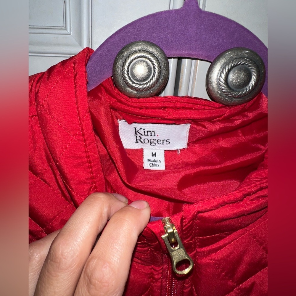 Kim Rogers women’s red quilted full zip lightweight jacket size medium - Picture 3 of 5